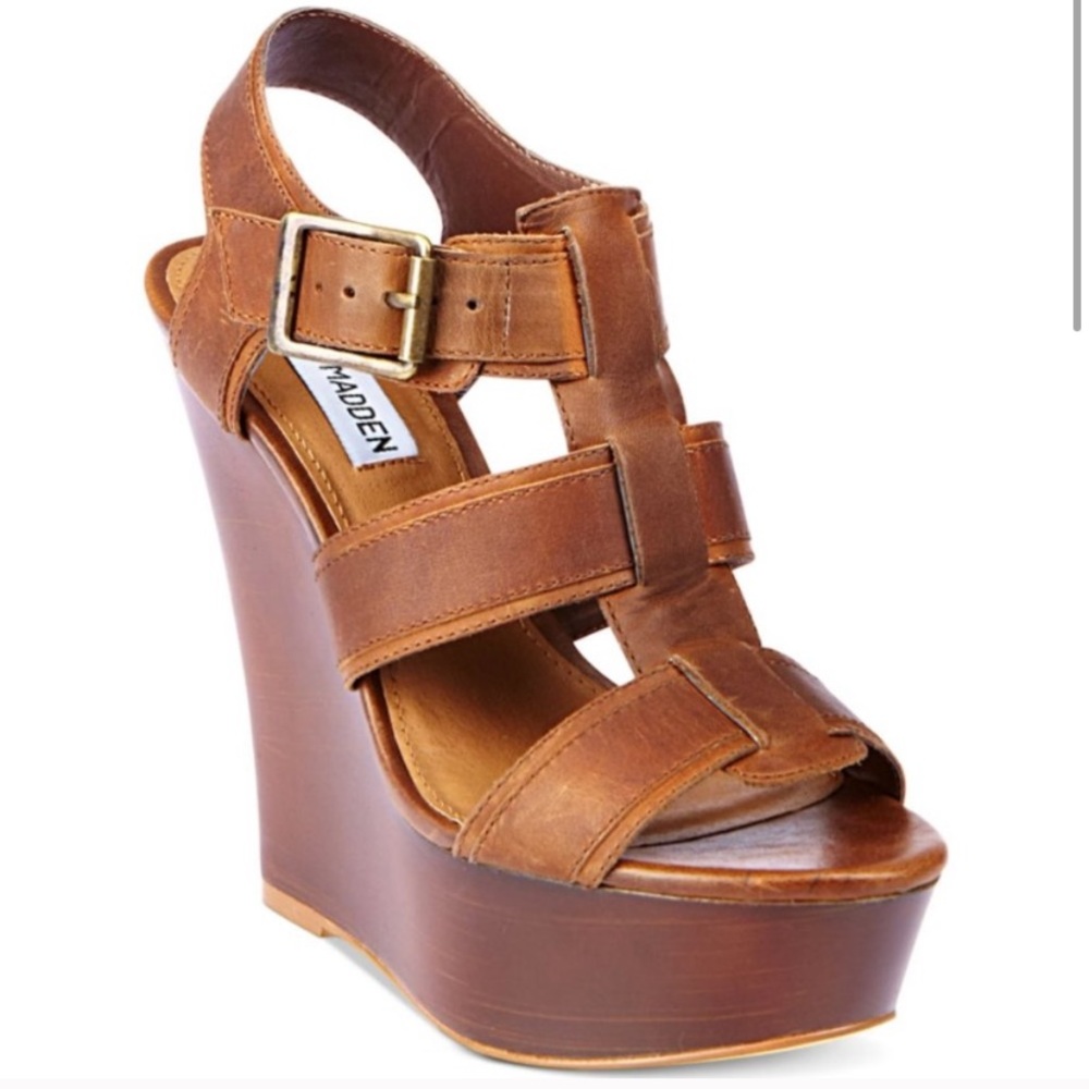 Steve Madden “Wanting” Leather Sandal Platforms